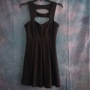 Gorgeous and Modern Little Black Dress!
